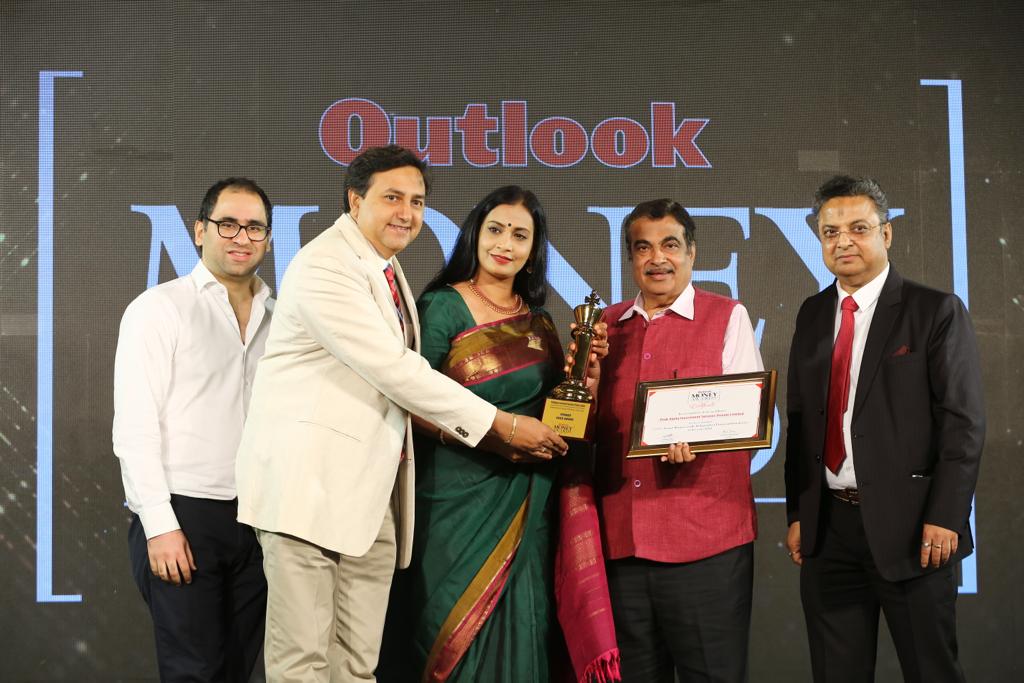 Outlook Money Award 2018 -PeakAlpha
